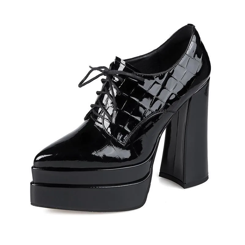Zapatos de tacón alto con tira - Patent Leather Pump reseña y precio