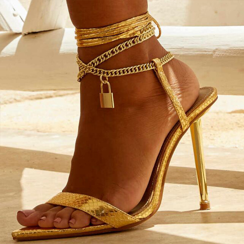 2026 Sandalias de tacón alto e - Gold Chain Sandal reseña y precio
